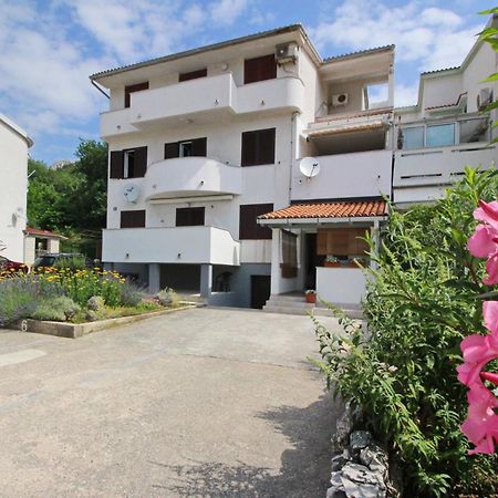 Apartments Karamarko Baška Buitenkant foto
